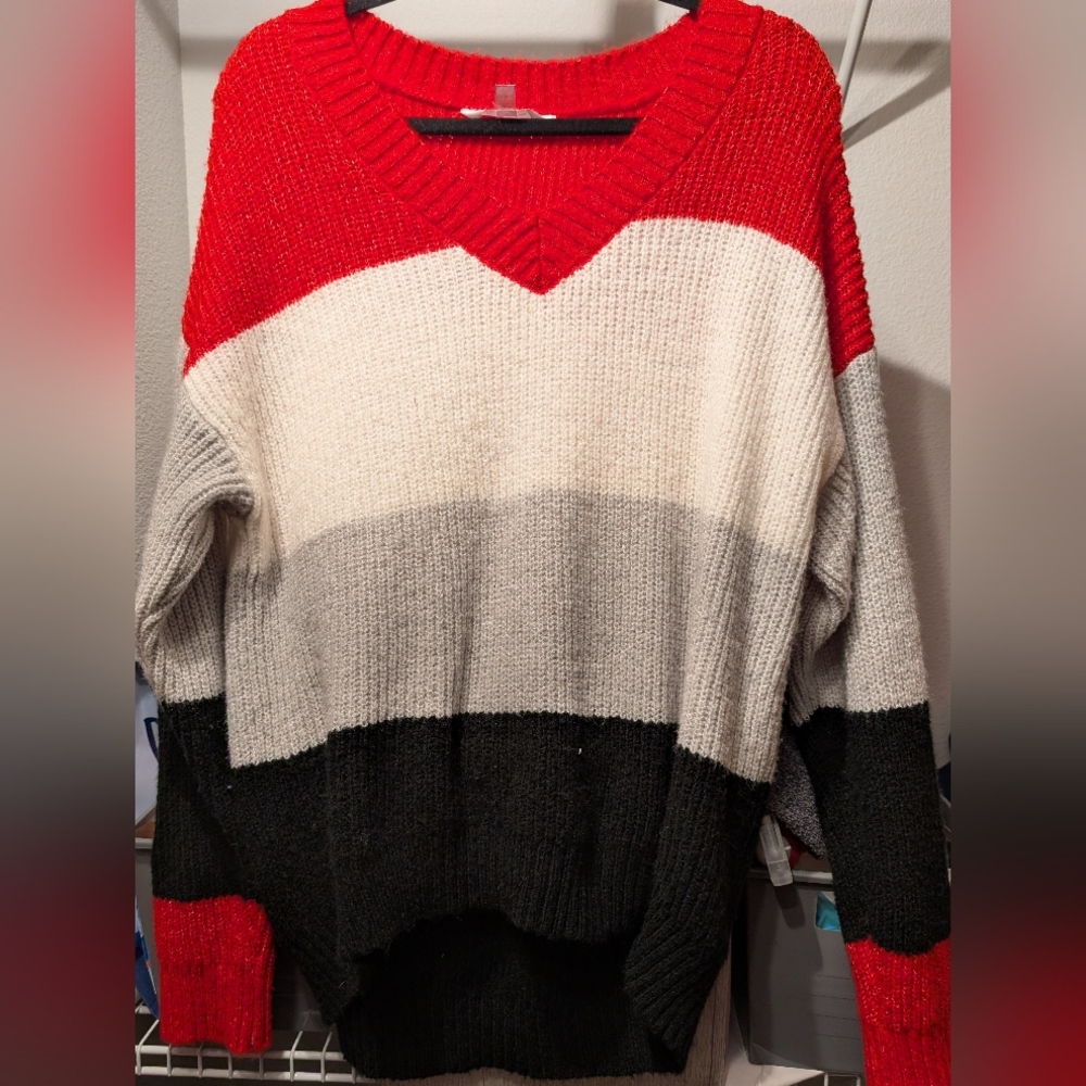 Colorblock V-Neck Sweater - Red, Gray, Black